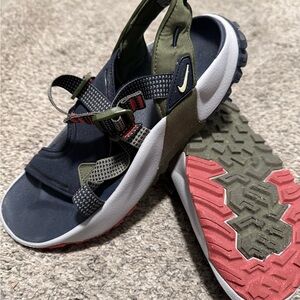 Nike Men's Sandals - Navy and Olive with Red Accents